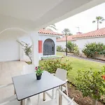 Bungalow Sun Club playa del inglés piscina y terraza